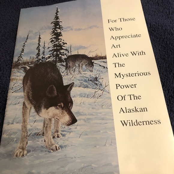 “Song to the Wilderness” from The Arctic Majesty Plate collection - Picture 6 of 6